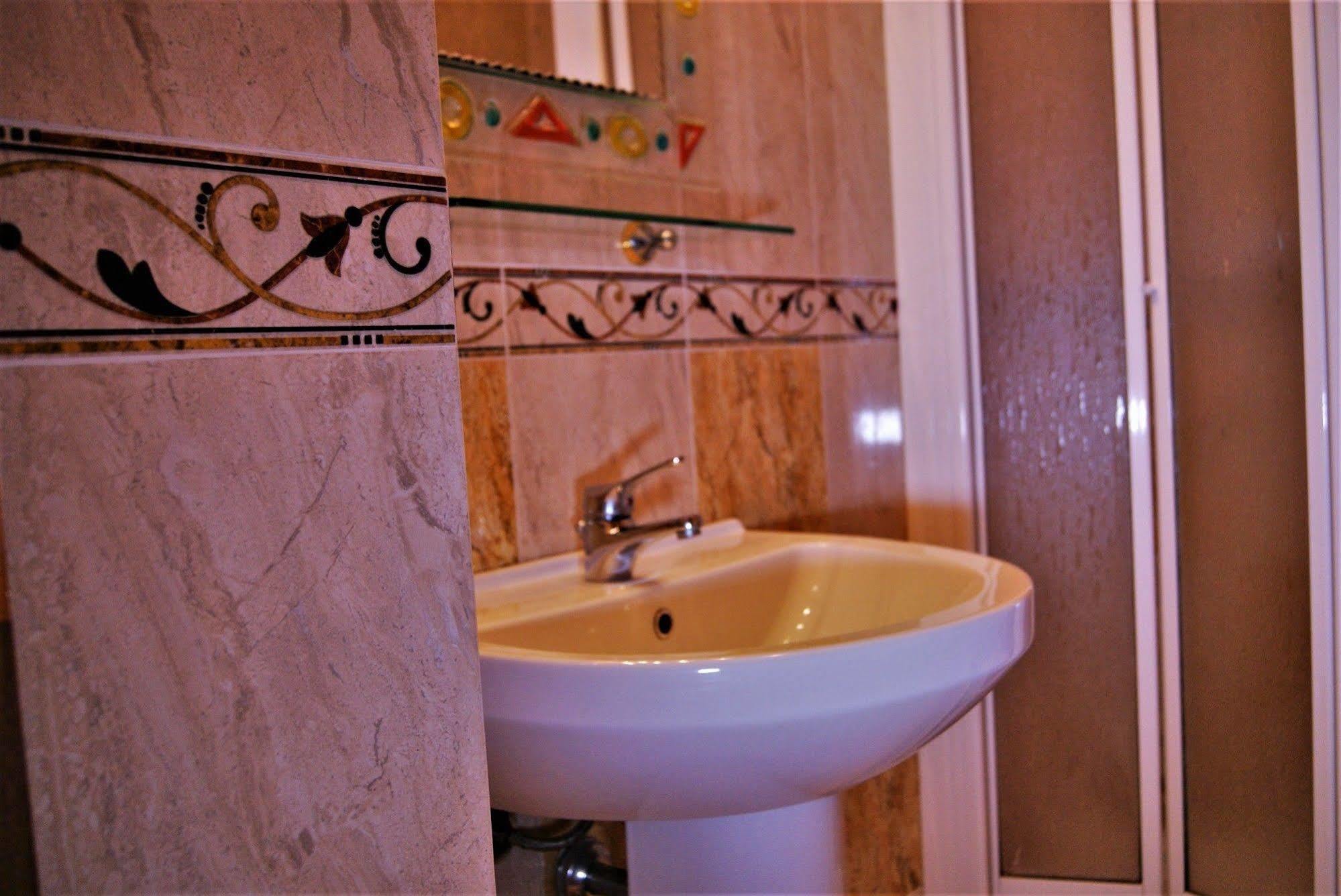 Oleaster - Rooms & Apartments Bolognetta Luaran gambar