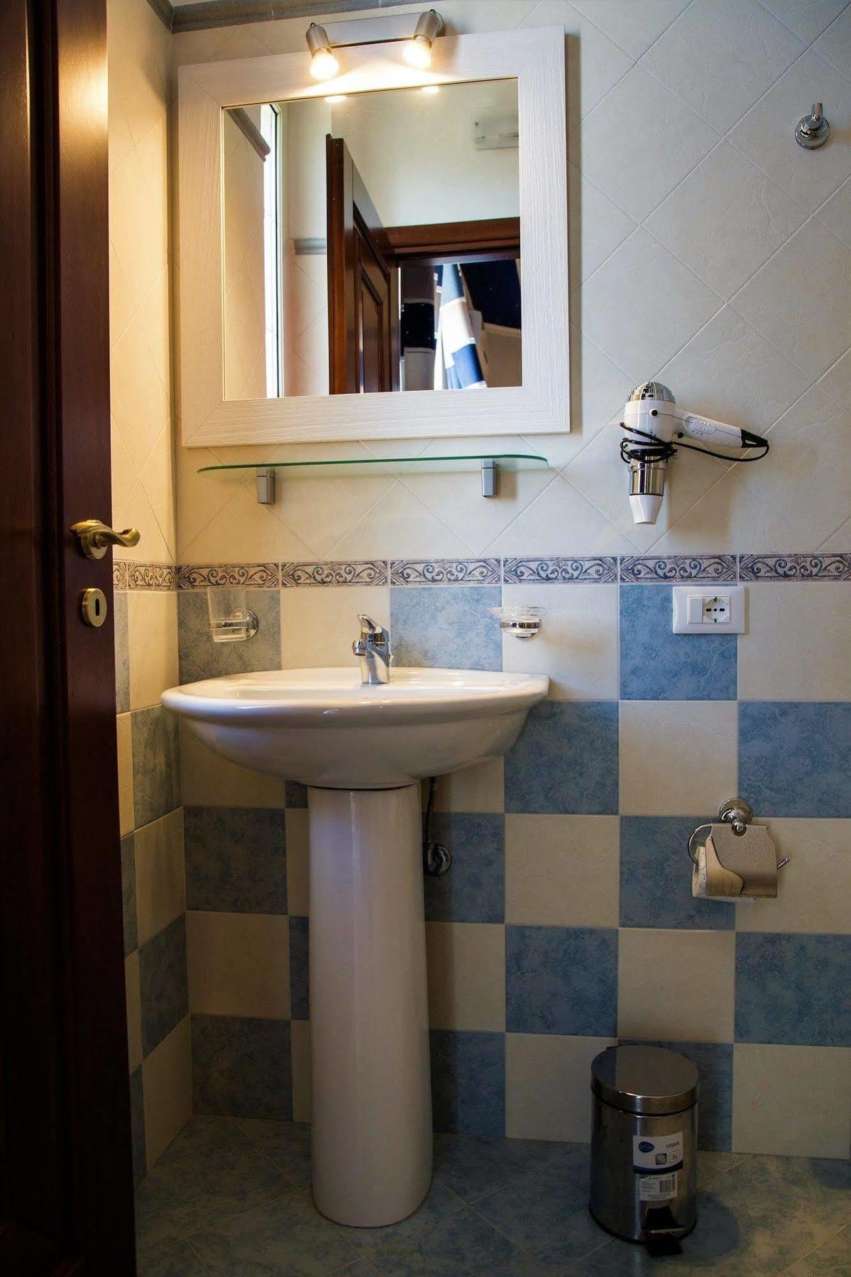 Oleaster - Rooms & Apartments Bolognetta Luaran gambar