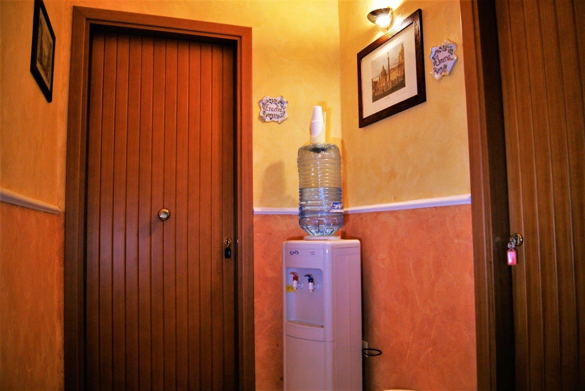Oleaster - Rooms & Apartments Bolognetta Luaran gambar